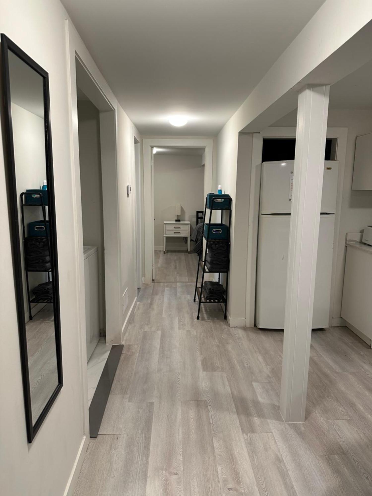 Comfy 2 Bedroom Near The Beach! Pickering Exterior photo